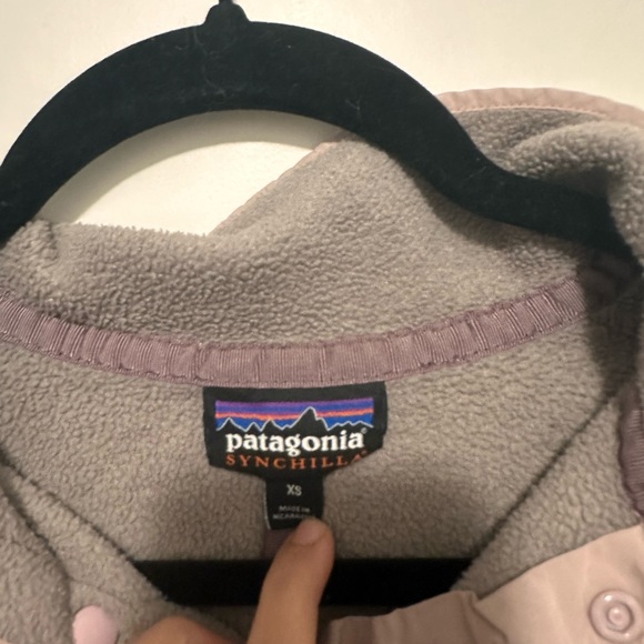 PATAGONIA WOMEN’S LIGHTWEIGHT SYNCHILLA PULLOVER - Picture 4 of 5